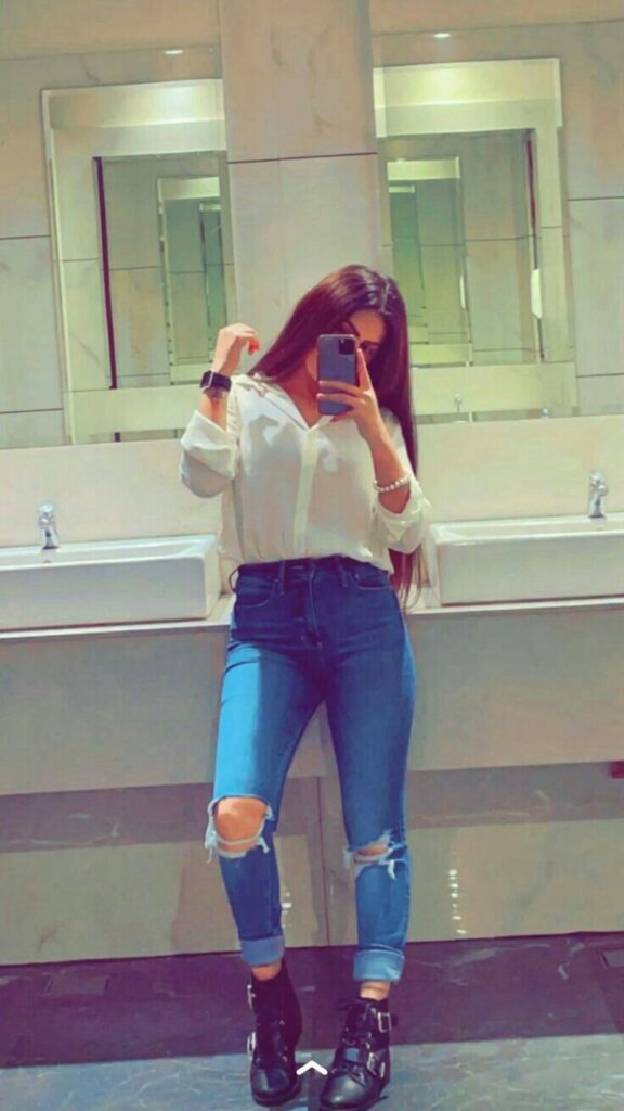 Stylish Girls Dp