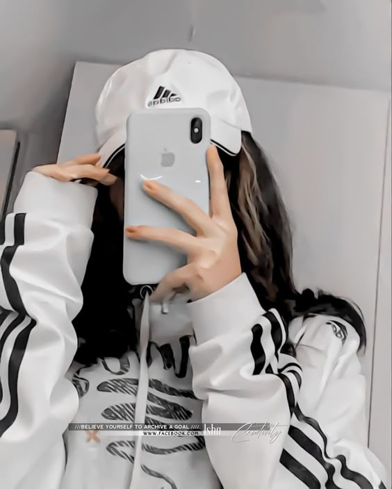 Stylish Girls Dp