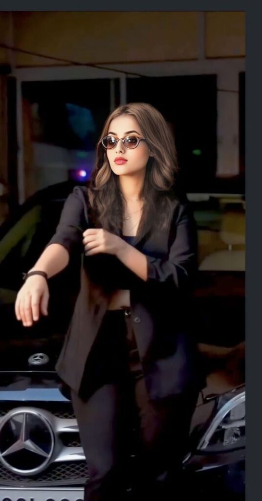 Stylish Girls Dp