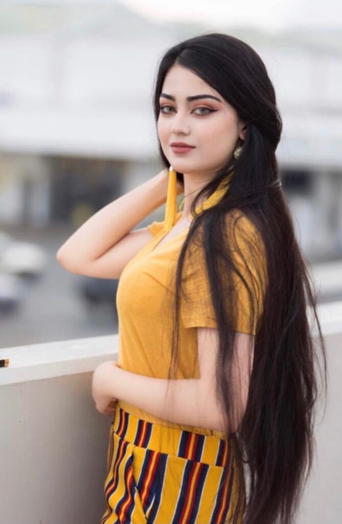 Stylish Girls Dp