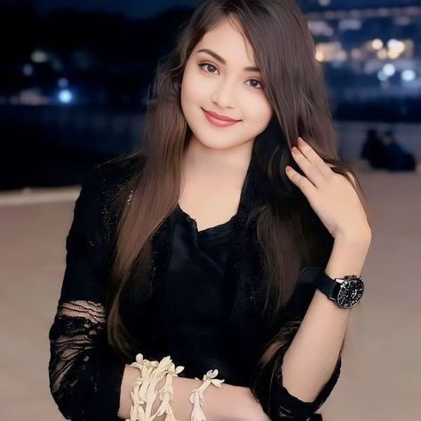 Stylish Girls Dp
