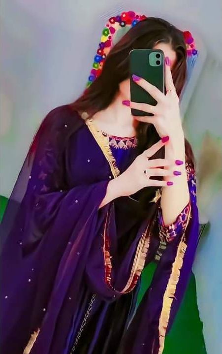 Stylish Girls Dp