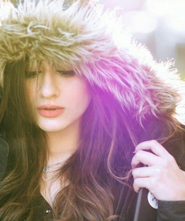 Stylish Girls Dp