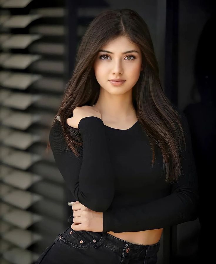 Stylish Girls Dp