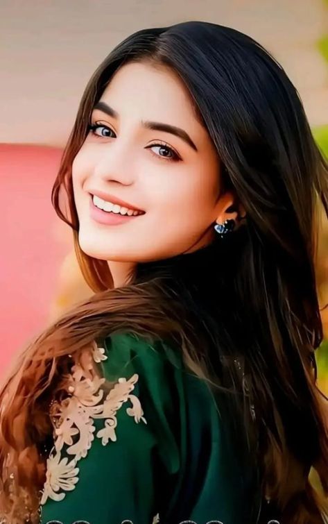 Cute Girls Dp