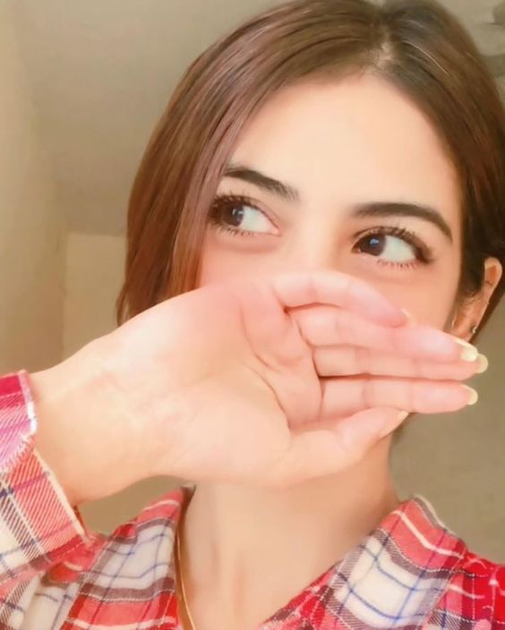 Cute Girls Dp 