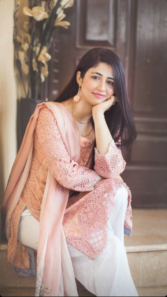 Cute Girls Dp 
