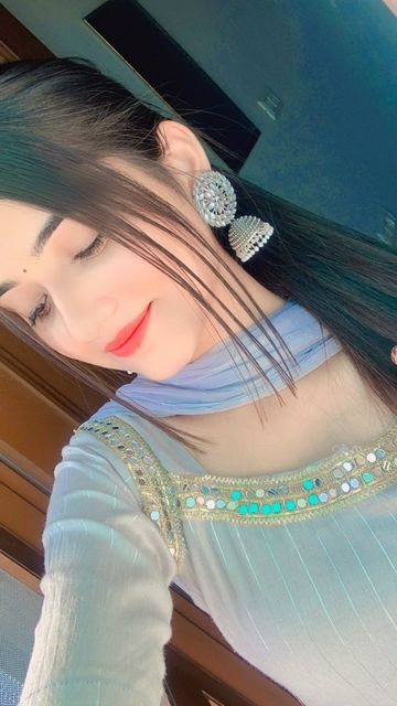 Cute Girls Dp 