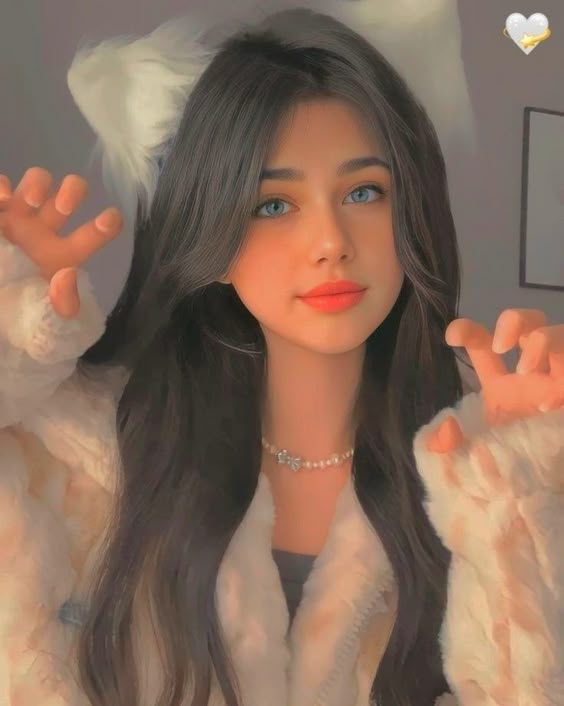 Cute Girls Dp