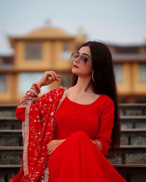Cute Girls Dp