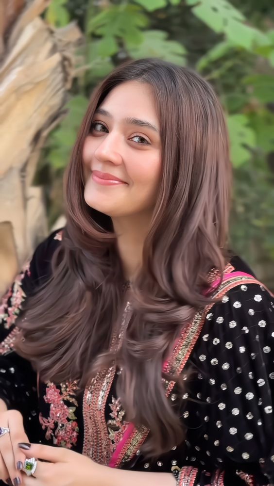 Cute Girls Dp