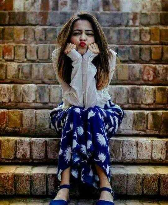 Cute Girls Dp 