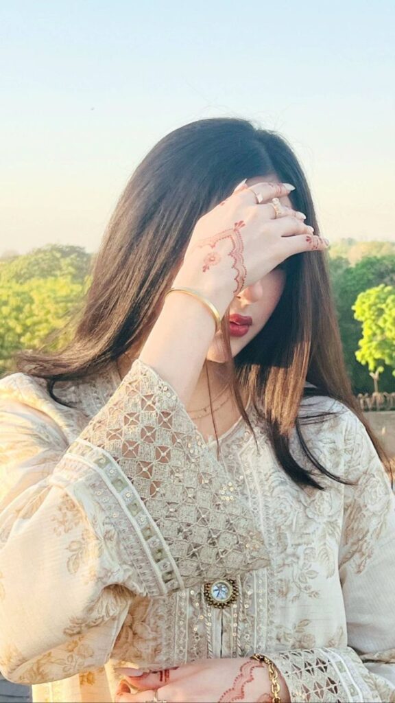 Girls Dp