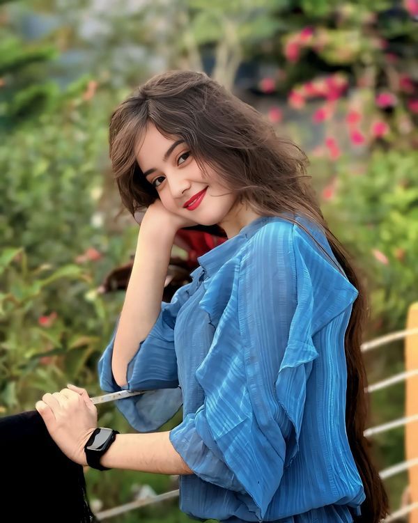 Girls Dp