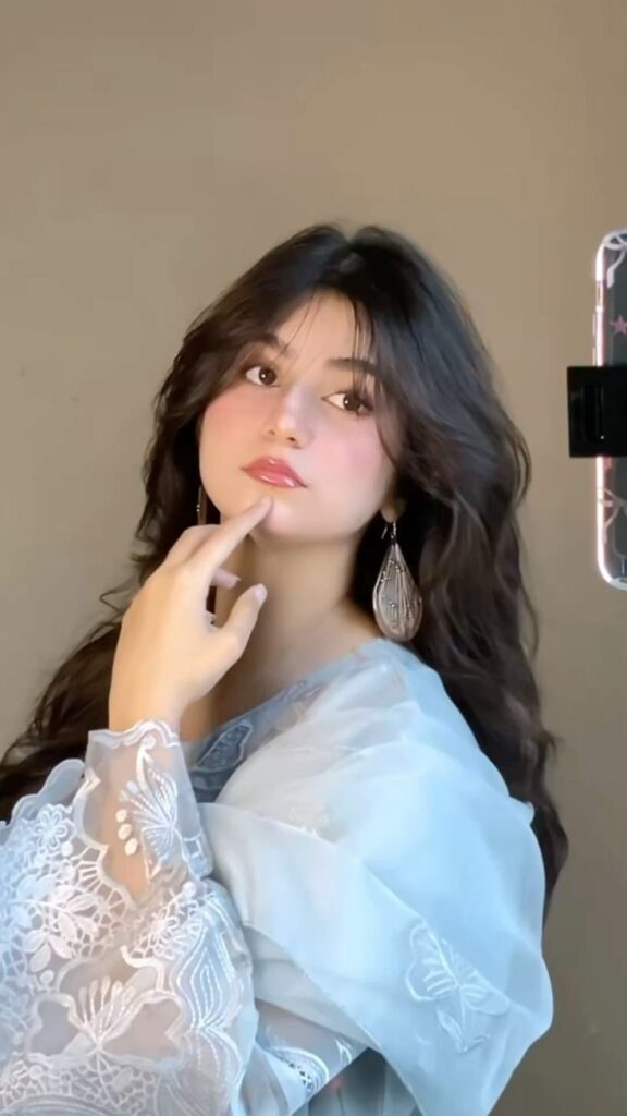 Girls Dp Photo