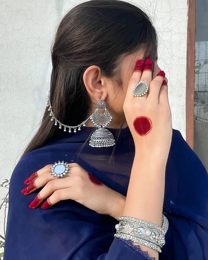 Girls Dp Photo
