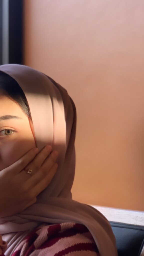 Muslim Girls Dp