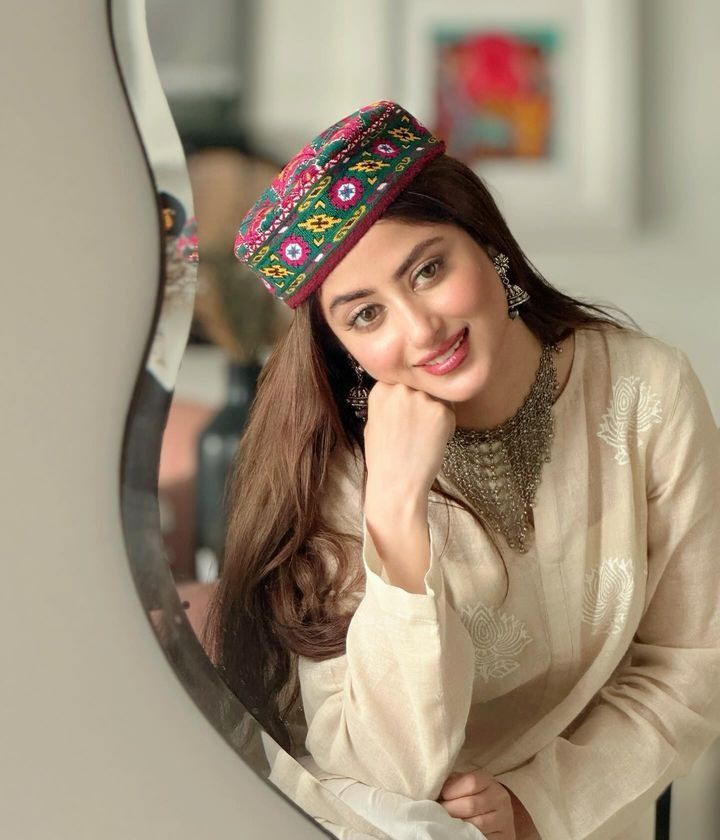 Stylish Girls Dp