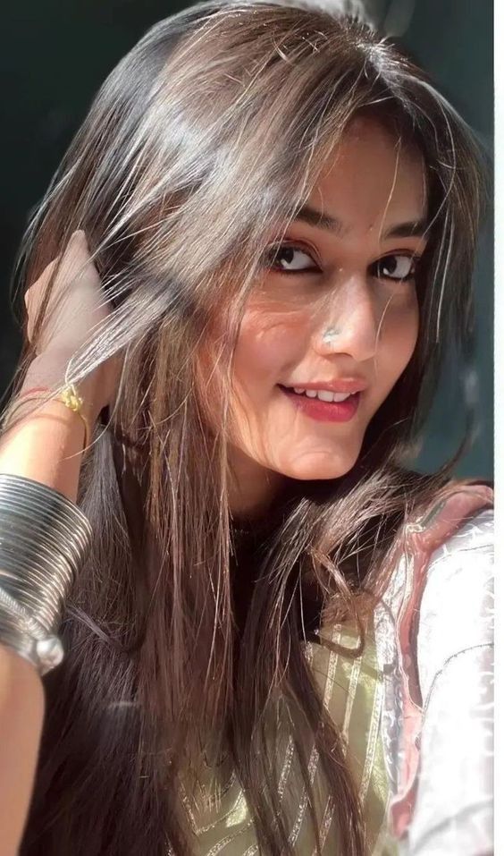 Stylish Girls Dp
