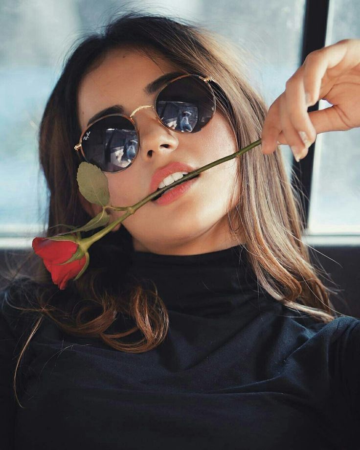 Stylish Girls Dp