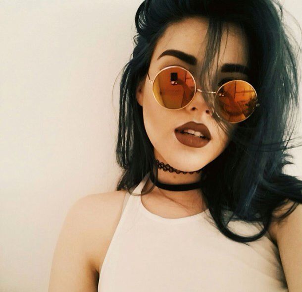 Stylish Girls Dp