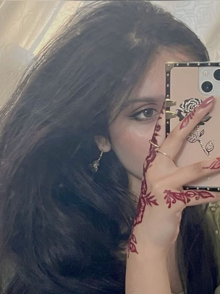 Eye Girls Dp 