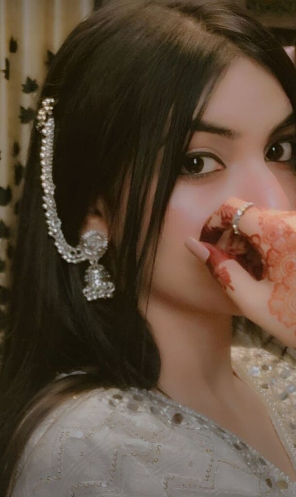 Eye Girls Dp 