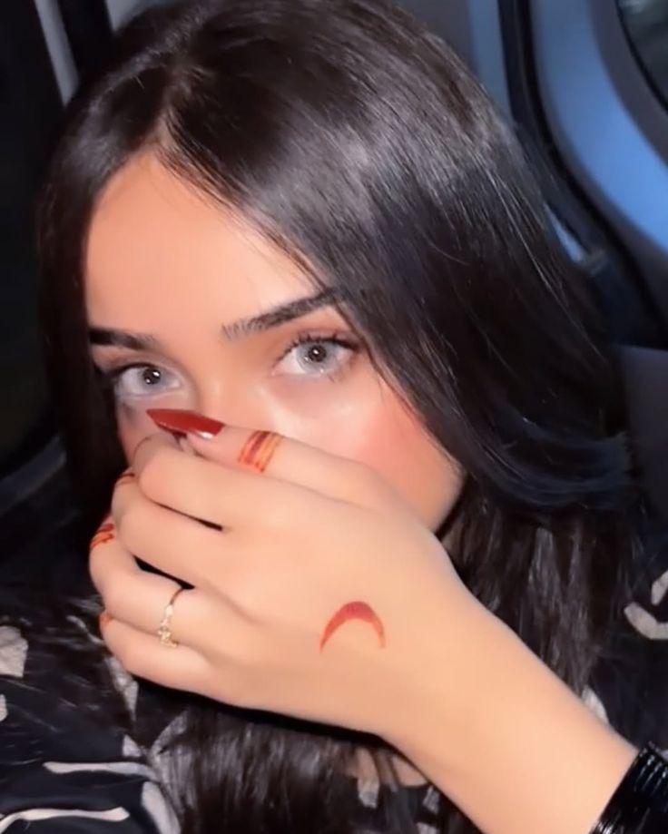Eye Girls Dp 