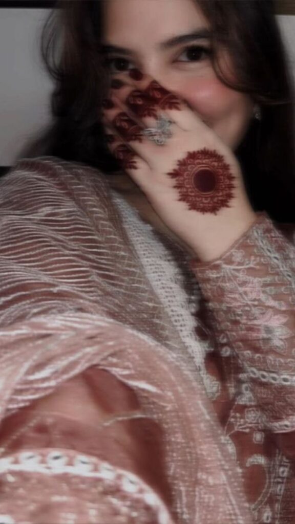 Eye Girls Dp 