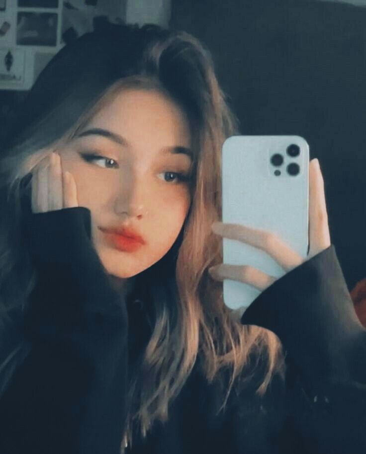 Girls Dp for Instagram