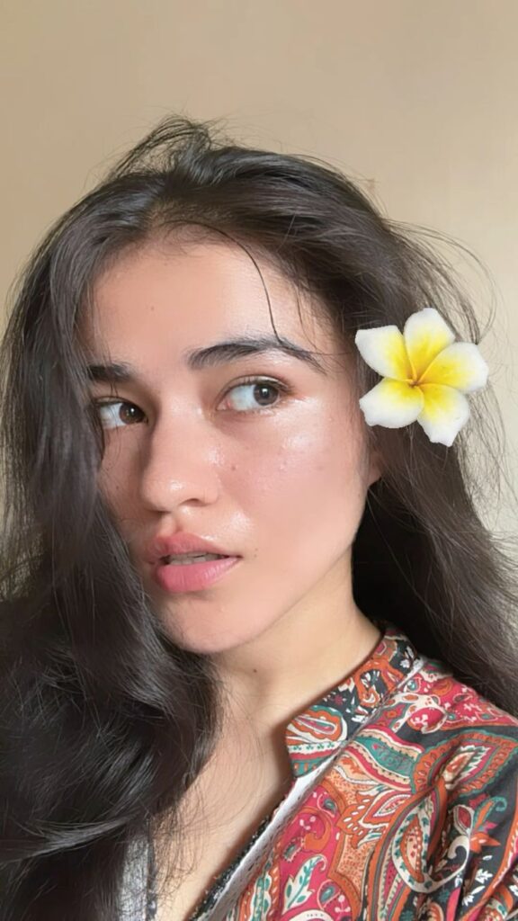 Girls Dp for WhatsApp