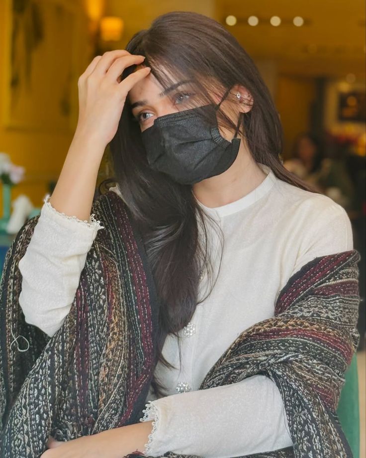 Hidden Face DP for Girls 