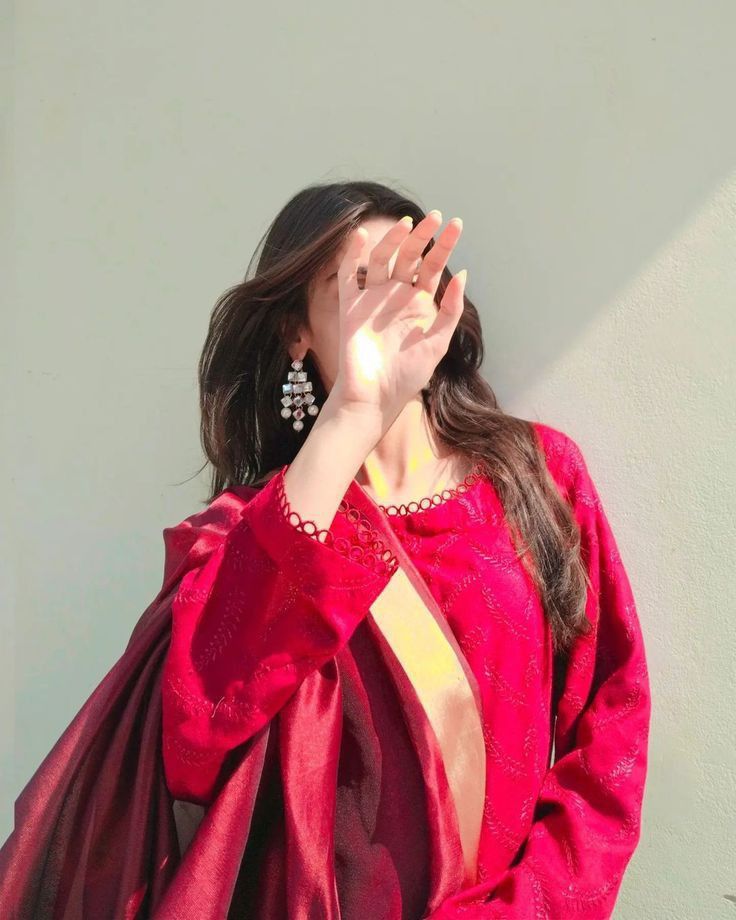 Hidden Face DP for Girls 