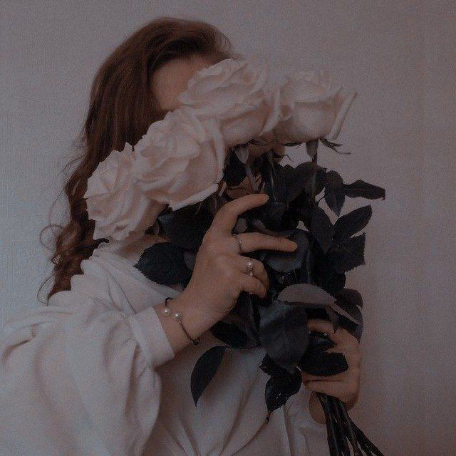 Hidden Face DP for Girls 