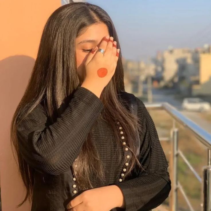 Hidden Face DP for Girls