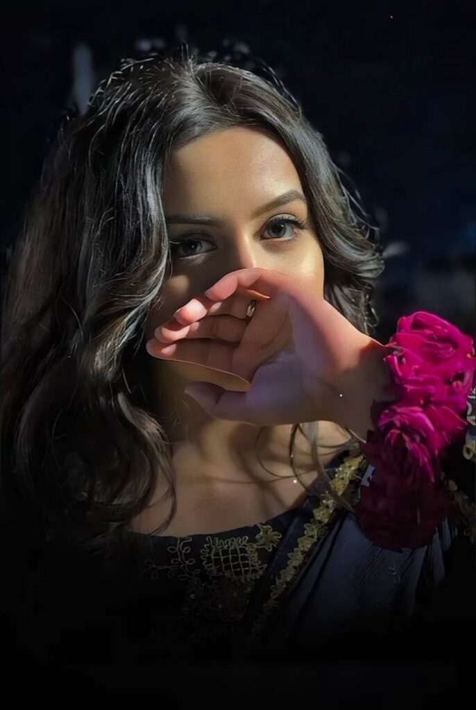 Hidden Face DP for Girls