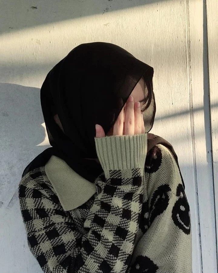 Hidden Face DP for Girls
