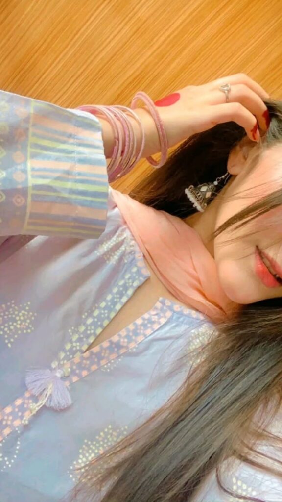 Hidden Face DP for Girls