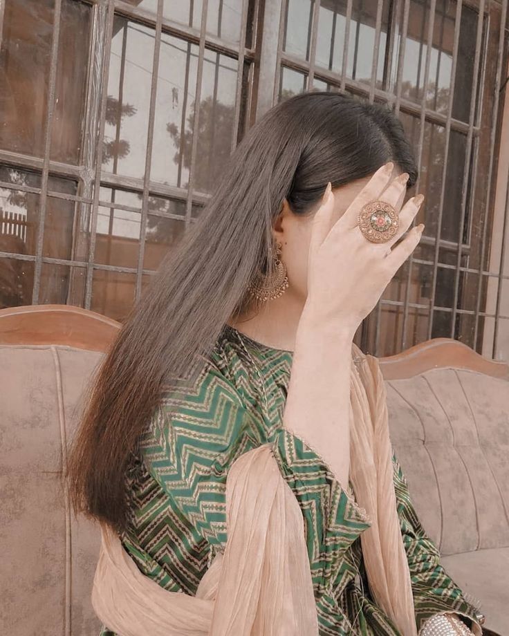Hidden Face DP for Girls 