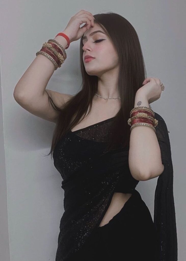 Hot Girls Dp